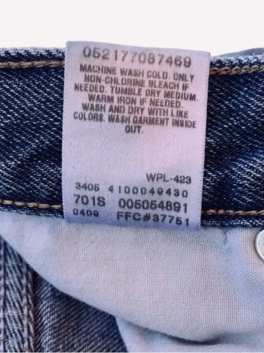 Levi’s Y2K 505 Regular Fit Medium Stonewash Straight Leg Jeans ~ Men’s 34/32